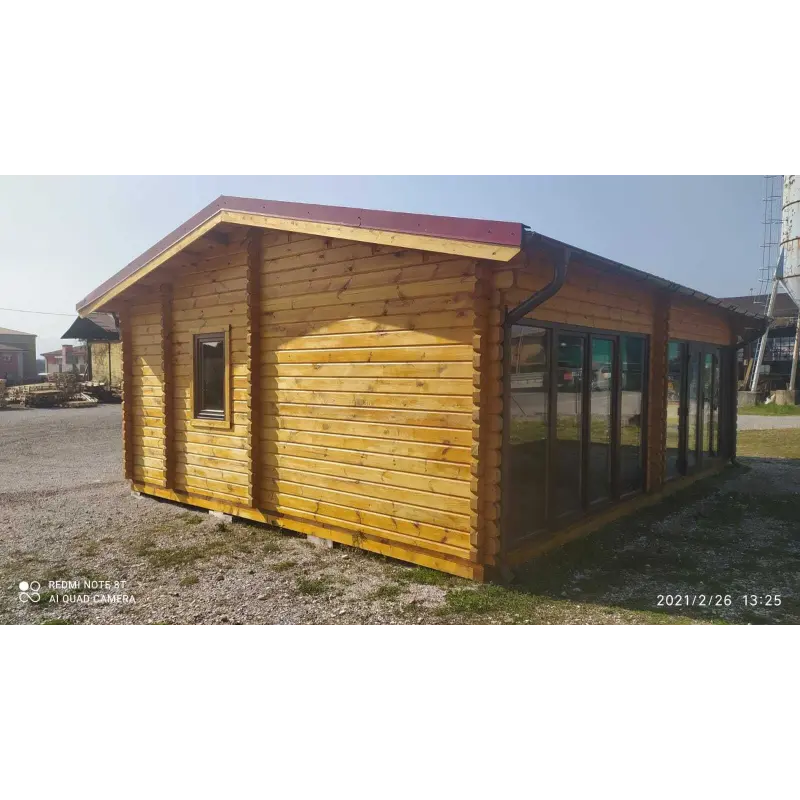 Gartenbüro AUGUSTA 8x6, 44mm, linke Seite – realisierte Ausführung